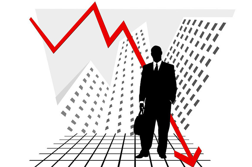 S&P ve Moodys Türkiyenin kredi notunu düşürdü