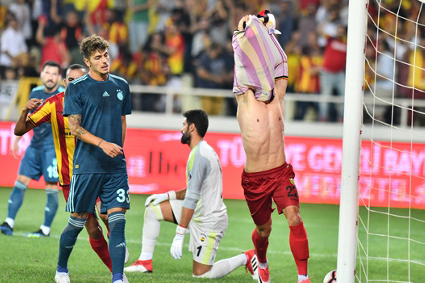 Fenerbahçe ilk yenilgisini Malatyada tattı: 1-0