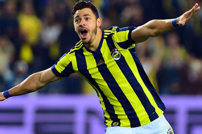 Cocu: Giuliano Fenerbahçeden ayrılıyor
