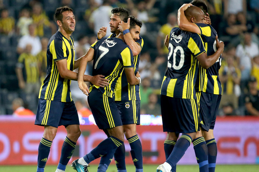 Fenerbahçenin Benfica maçı kadrosu belli oldu