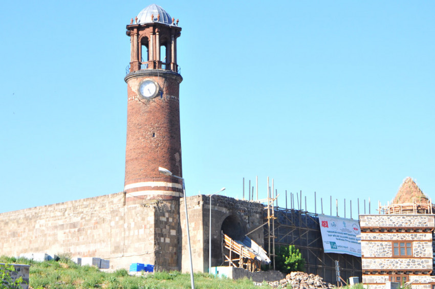 Erzurumun Tepsi Minaresi restore edilecek