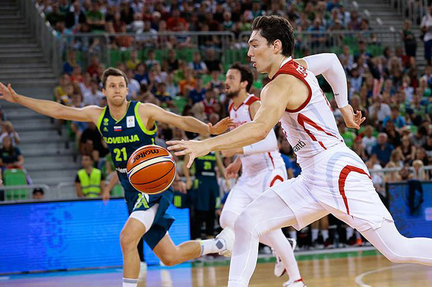 Türkiye: 77 Slovenya: 86