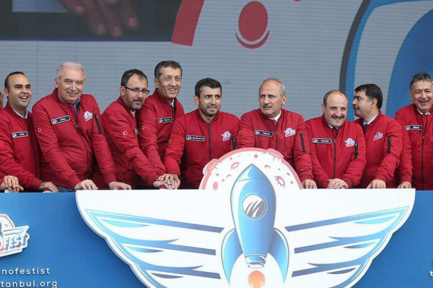 TEKNOFEST İstanbulun ilk gün etkinlikleri tamamlandı