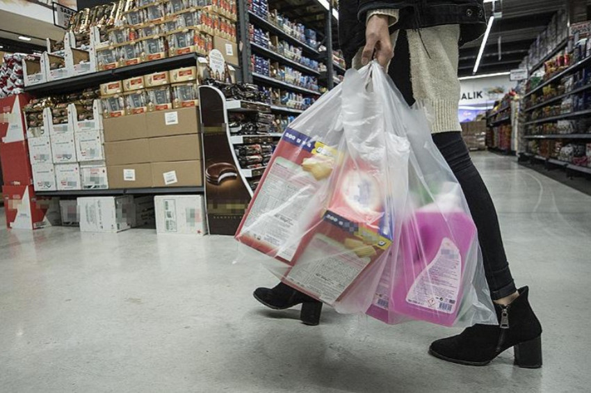 Poşetlere çevreci slogan ve sıfır atık logosu konulacak