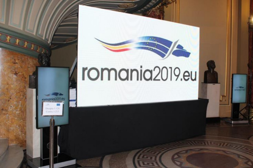 Romanya AB dönem başkanlığını devraldı