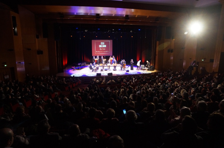 CRRde ünlü bestekar Erol Sayana özel gece