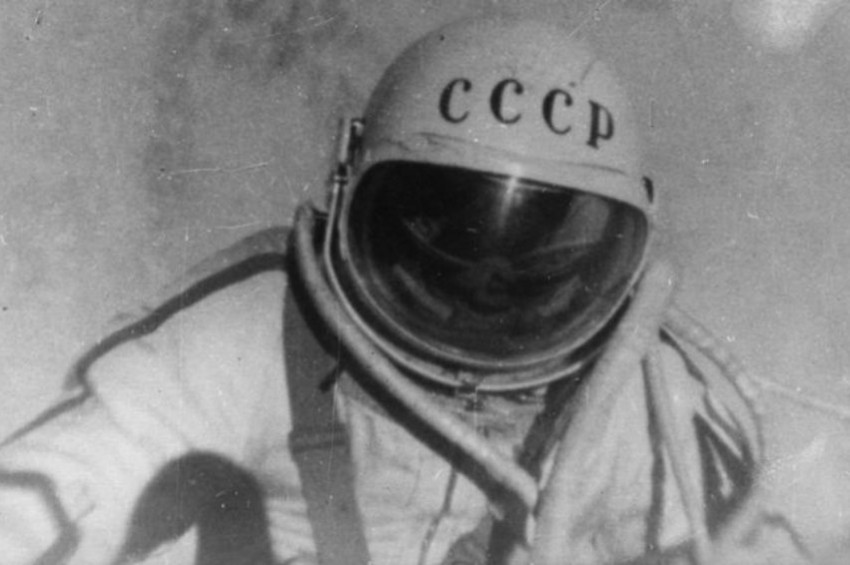 Uzayda yürüyen ilk insan öldü