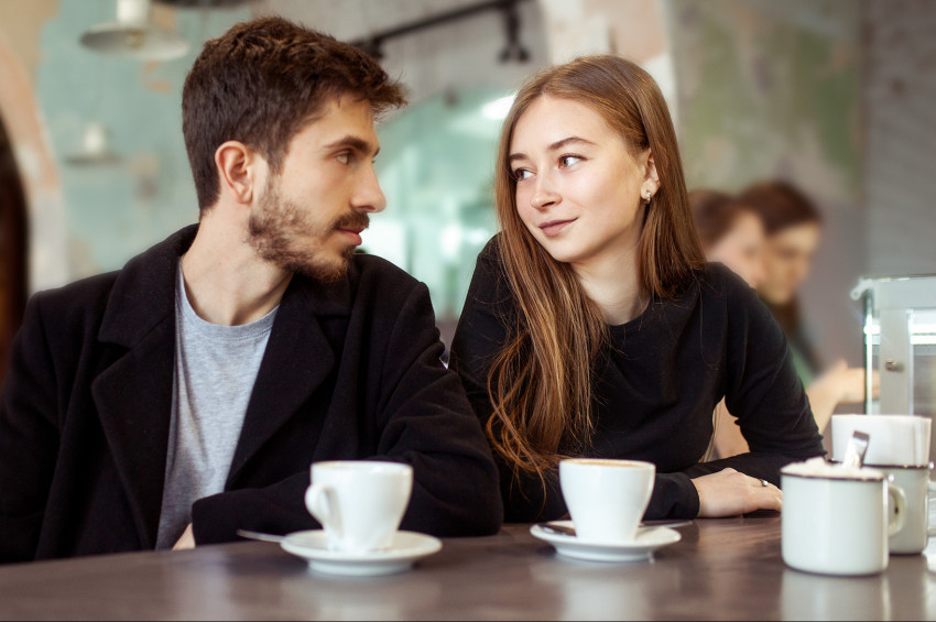 İlişkinizde kendiniz misiniz?