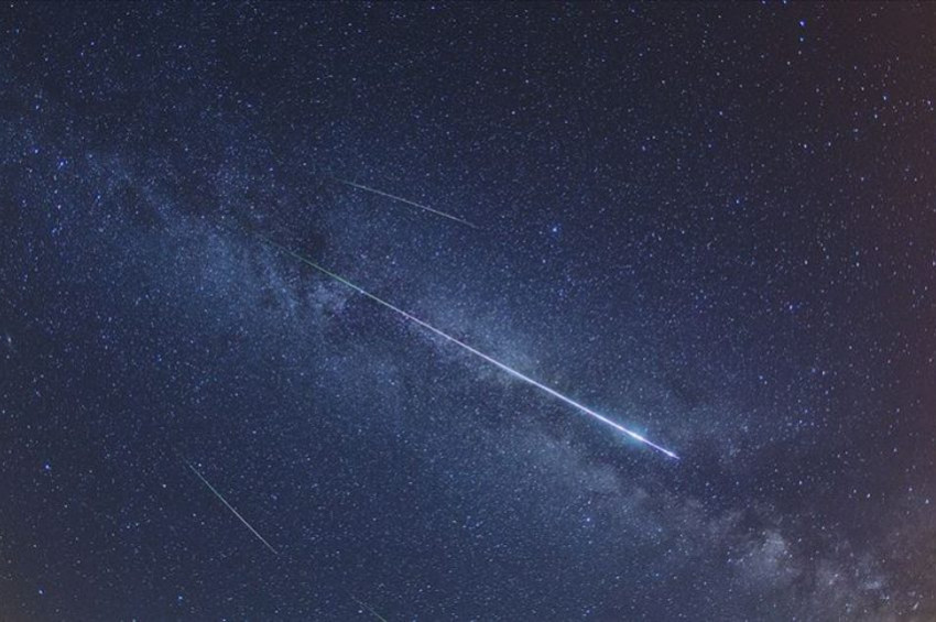 Dünyaya düşen meteorlarda şeker bulundu