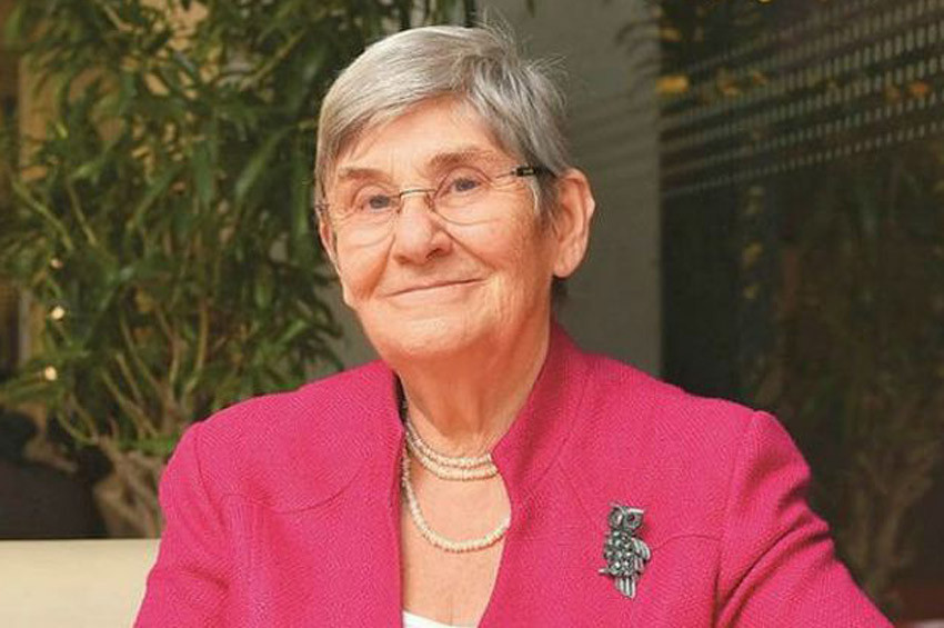 Prof. Dr. Karatayın tavuk döner açıklamasına suç duyurusu