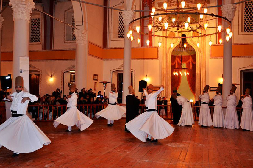 Mevlana Celaleddin-i Rumi ölüm yıldönümünde törenlerle anılıyor