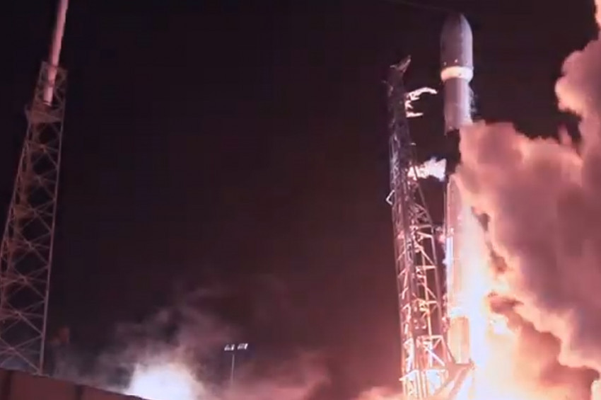 Aya insansız uzay aracı gönderildi