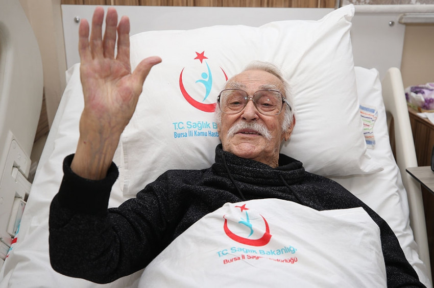 Eşref Kolçaktan yapımcılara sitem