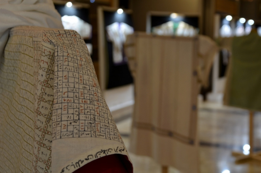 Padişahların tılsımlı gömlekleri Erzurumda sergilendi