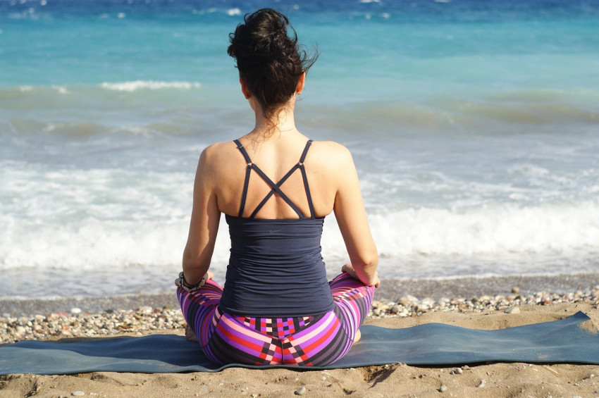 Bronzlaşmak için doğal güneş yağları