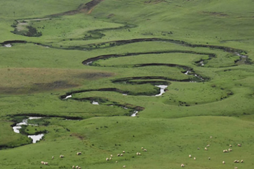 Perşembe Yaylasının eşsiz güzellikteki menderesleri