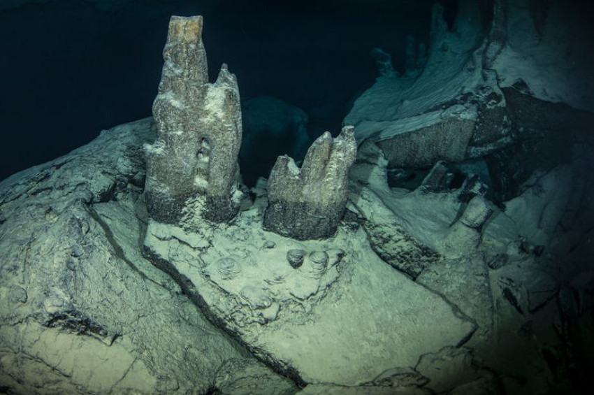 Hatayda yeni su altı mağarası keşfedildi