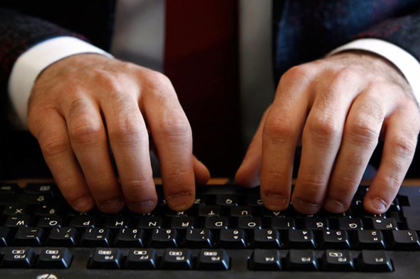 Dünya klavye şampiyonu Celal Aşkın yeni rekor peşinde