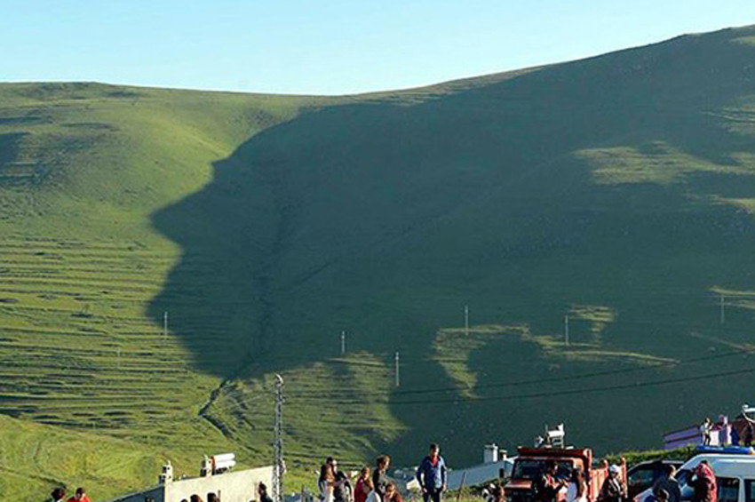 Karadenizde dağlara yansıyan Atatürk aşkı