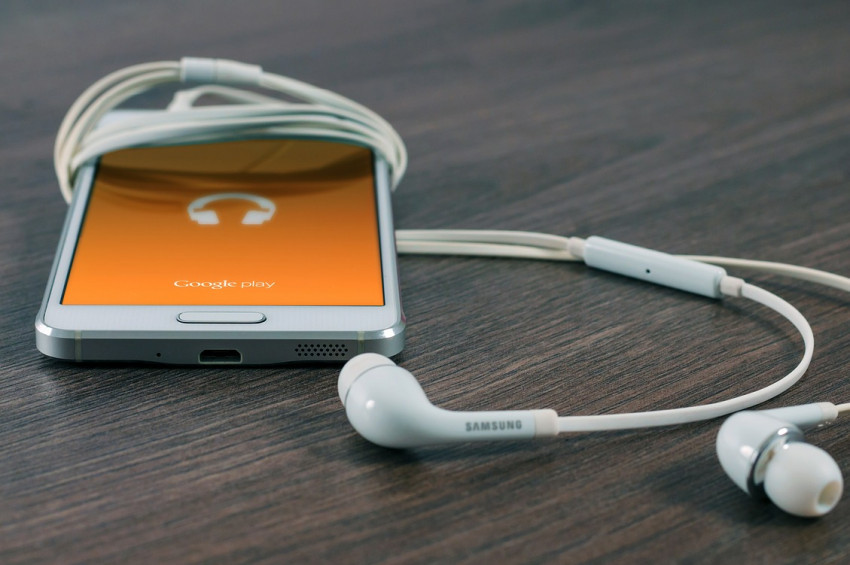 Dev şirketler kullanıcıları neden dinliyor?