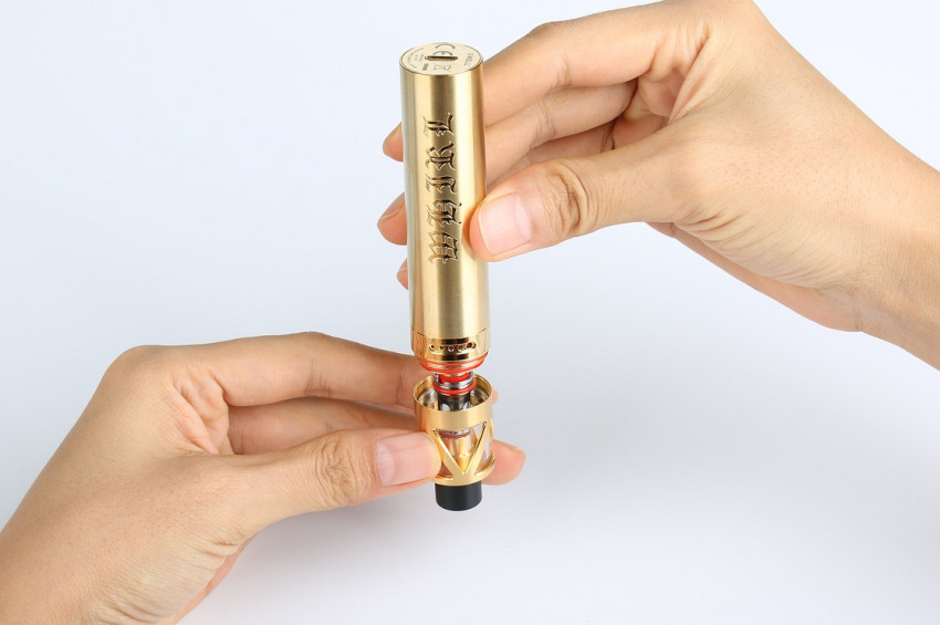 Elektronik sigaradan kaynaklanan gizemli hastalık öldürdü