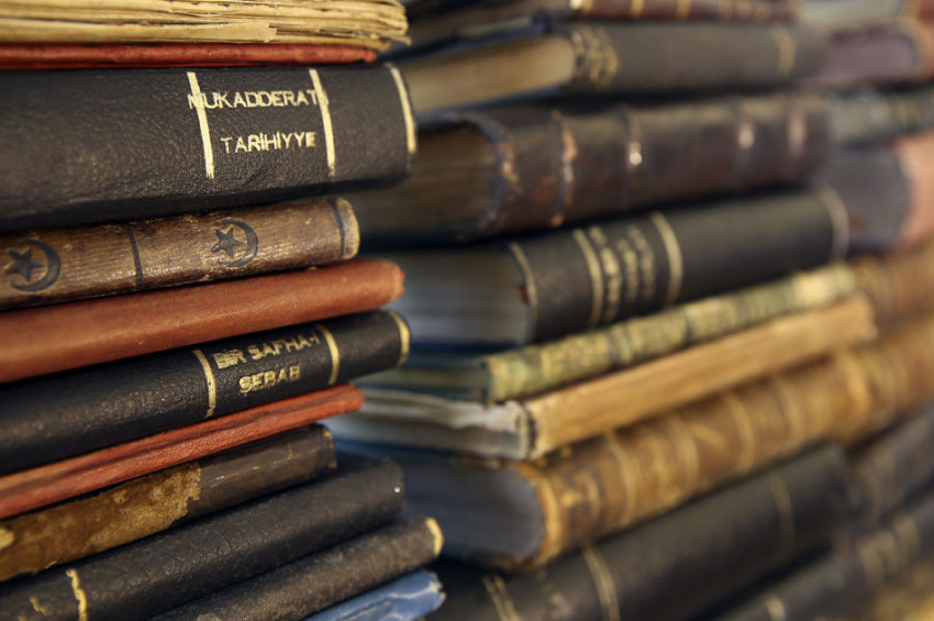 Cemil Meriçin kütüphanesi Cumhurbaşkanlığı Kütüphanesine bağışlandı