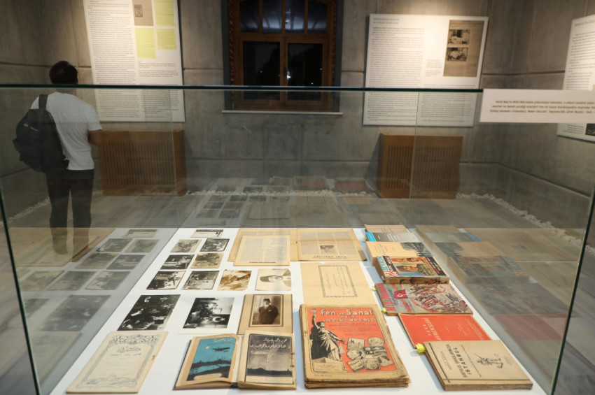 Kültür ve Sanat Hayatımızda Ebüzziya Ailesi sergisi sürüyor