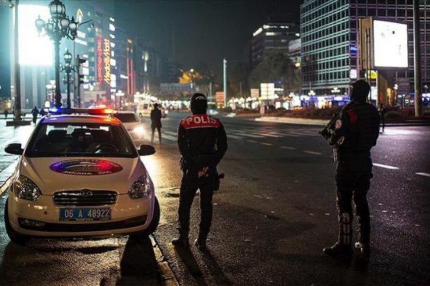 Hafta Sonu ve geceleri sokağa çıkmak yasaklandı