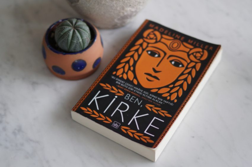 Ben, Kirke’yi Storytel için Damla Sönmez seslendirdi