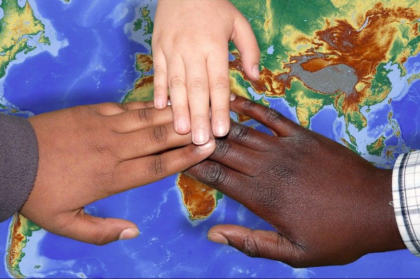 Başka ülkelere yerleşen yabancılara kolay yaşam için 5 öneri