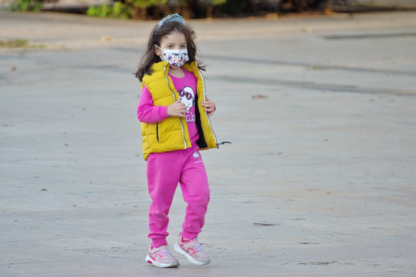 Koronavirüs hangi yaştaki çocuğu nasıl etkiliyor?