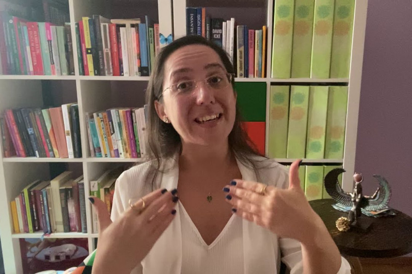İkizler-Yay burcu aksında tezahür eden Ay Tutulması