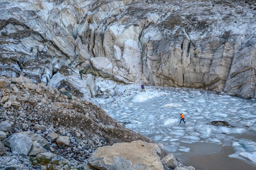 Türkiyenin en büyük vadi buzulu: Uludoruk