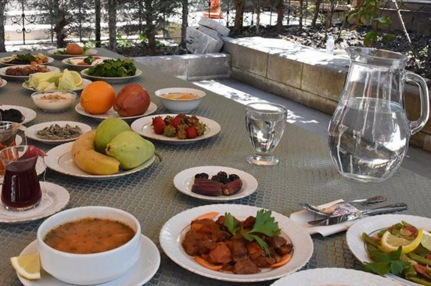 Sahurda ve iftarda yenilenler önemli