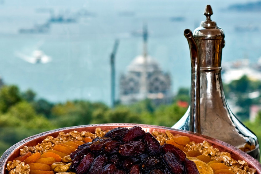 Dr. Ender Saraçtan örnek iftar menüsü