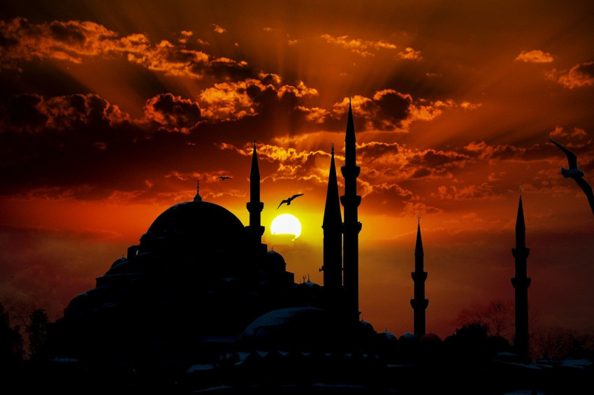 Kadir Gecesi evlerde idrak edilecek