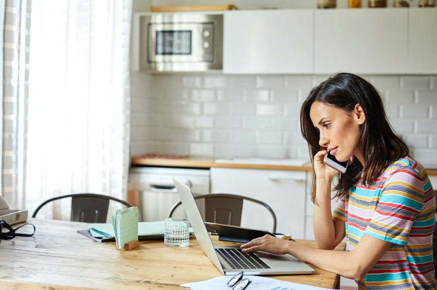Telefon görüşmelerinizi ayakta yapın