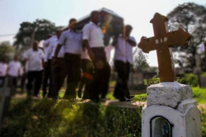 Gömüldükten bir ay sonra evine döndü!