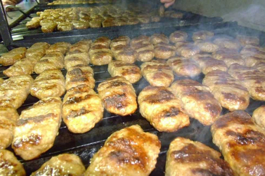 Çerkezmüsellim Pabuç Köfte Tarifi