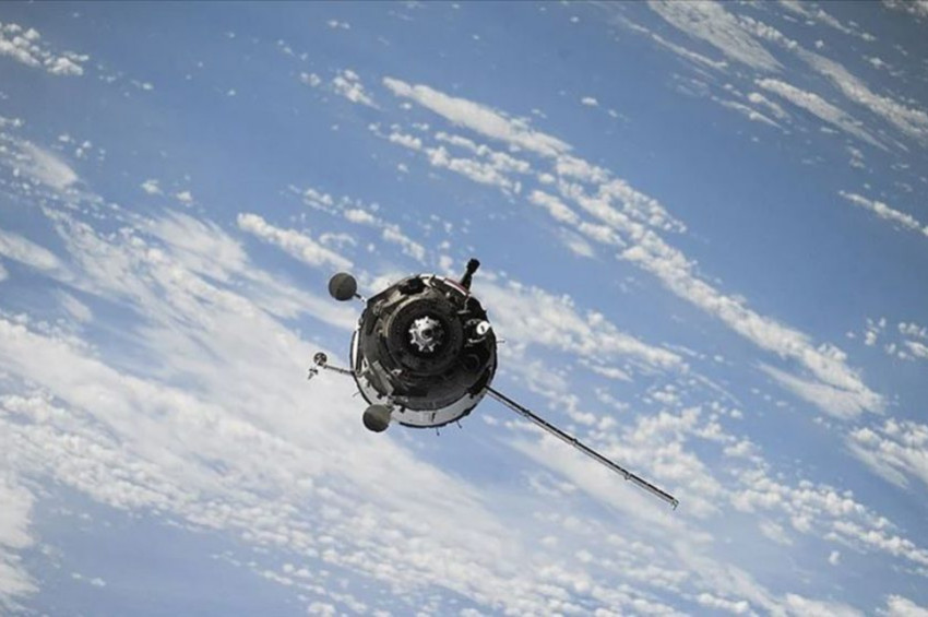 Çin uzaya deney uyduları gönderdi