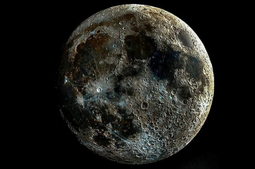 En net Ay fotoğrafı çekildi