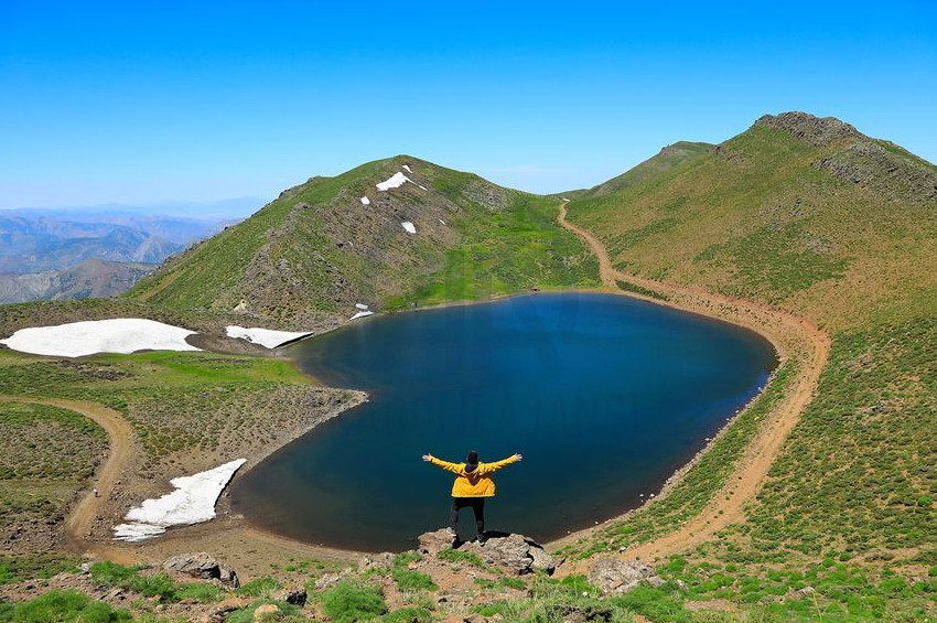 Kalp şeklindeki Gerendal Gölüne ilgi yoğun