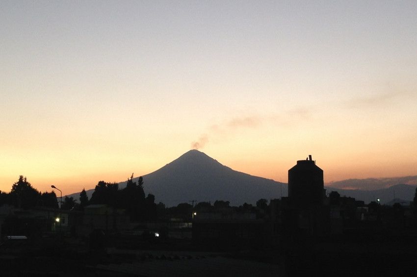 Popocatepetl Yanardağı patladı