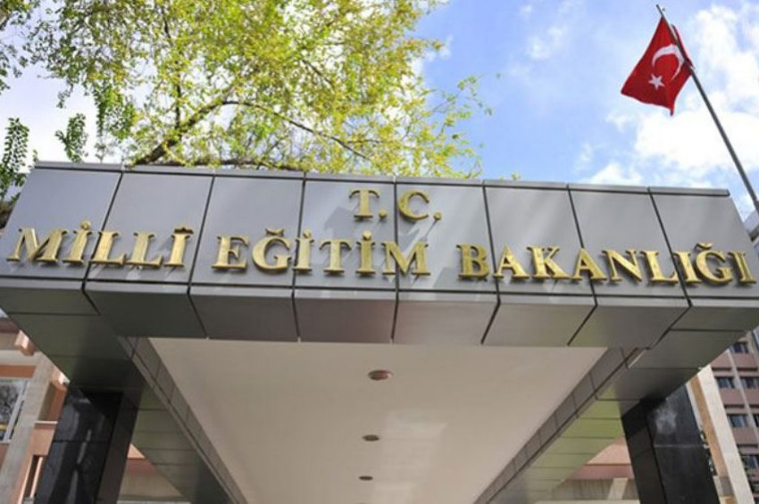 MEB Uzaktan Eğitimle Canlı Derslerin Nasıl Olacağını Açıkladı