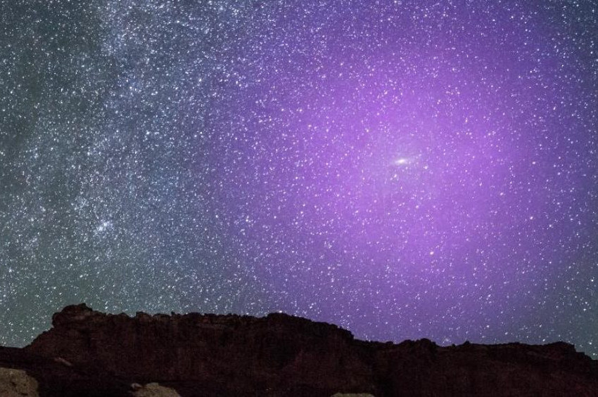 Andromeda galaksisinin görünmez gaz halesi haritalandırıldı