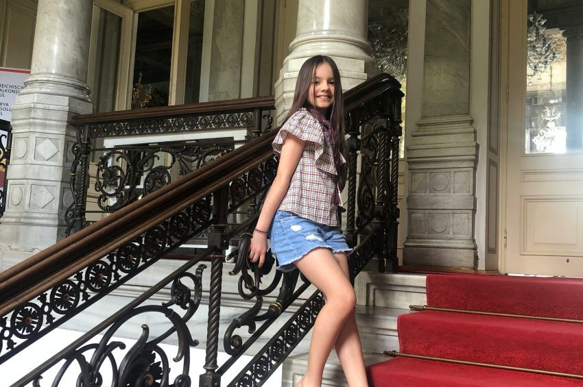 Atiye dizisi Selma Ergeç ve Lara Tonkayı kadrosuna kattı