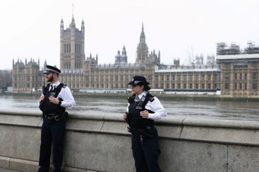 İngiltere’de karantinayı ihlal edenlere 10 bin Sterlin para cezası