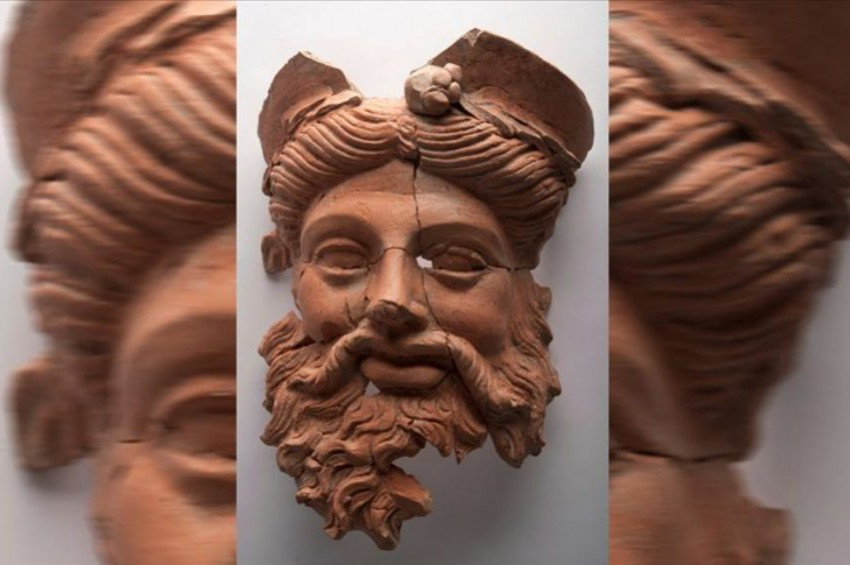 Bandırmada 1600 yıllık Dionysos maskı bulundu