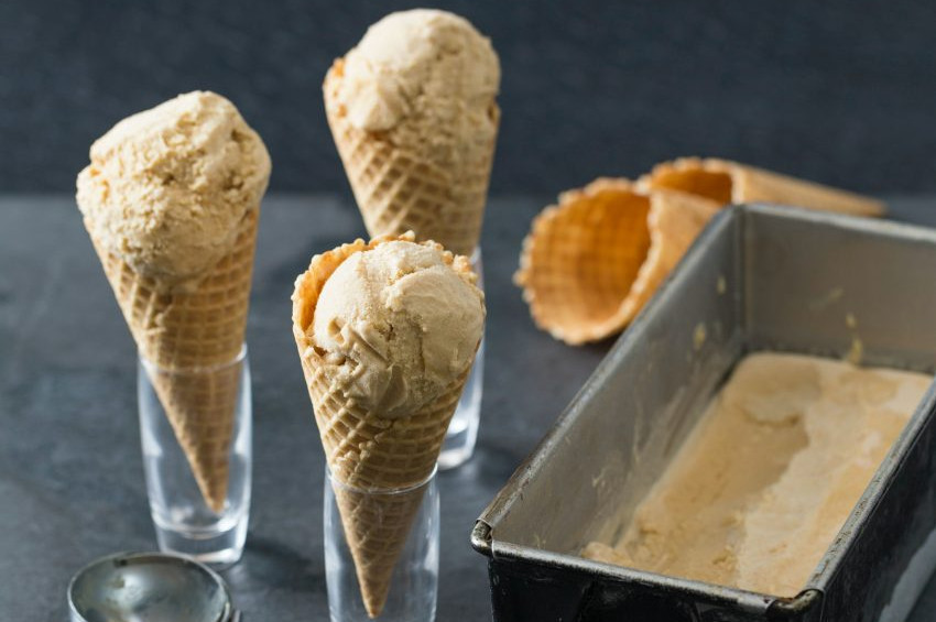 Fıstık Ezmeli Pratik Vegan Dondurma tarifi