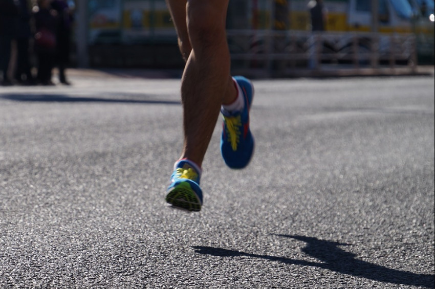 Sofya Maratonunu Türk atlet Tubay Erdal kazandı